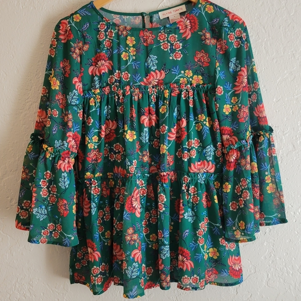 Flying Tomato Top Size Small